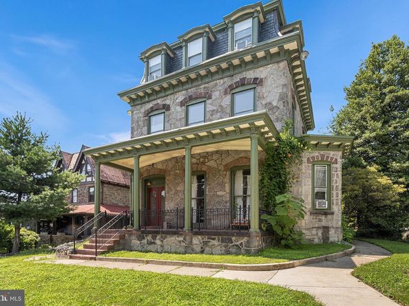 348 Green Lane, Philadelphia PA 19128