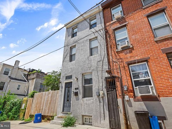 1510 N Leithgow Street, Philadelphia PA 19122