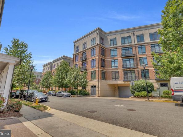 915 N Patrick Street 407, Alexandria VA 22314