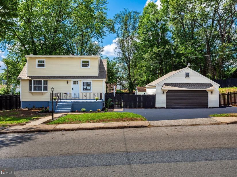 310 South Avenue, Norwood PA 19074