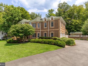 8505 Howell Road