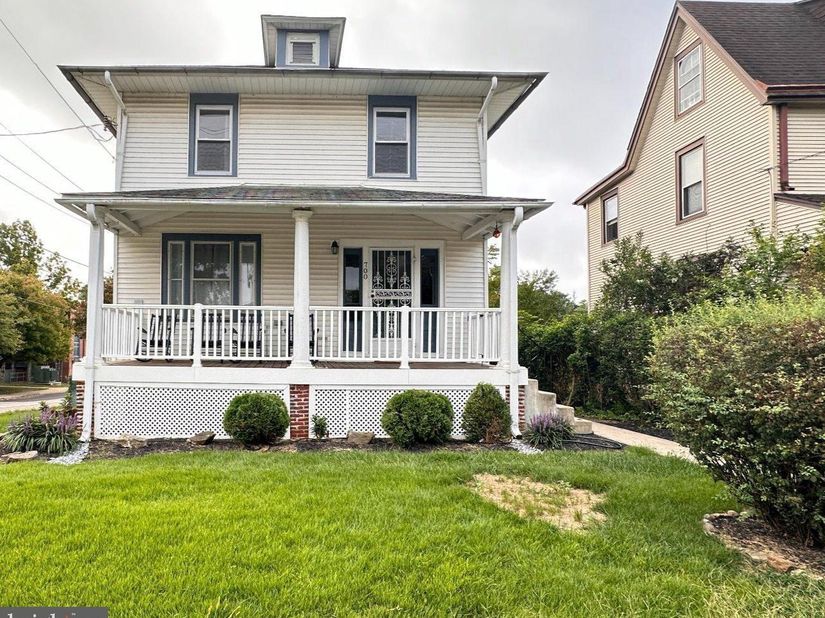 700 10TH Avenue, Prospect Park PA 19076