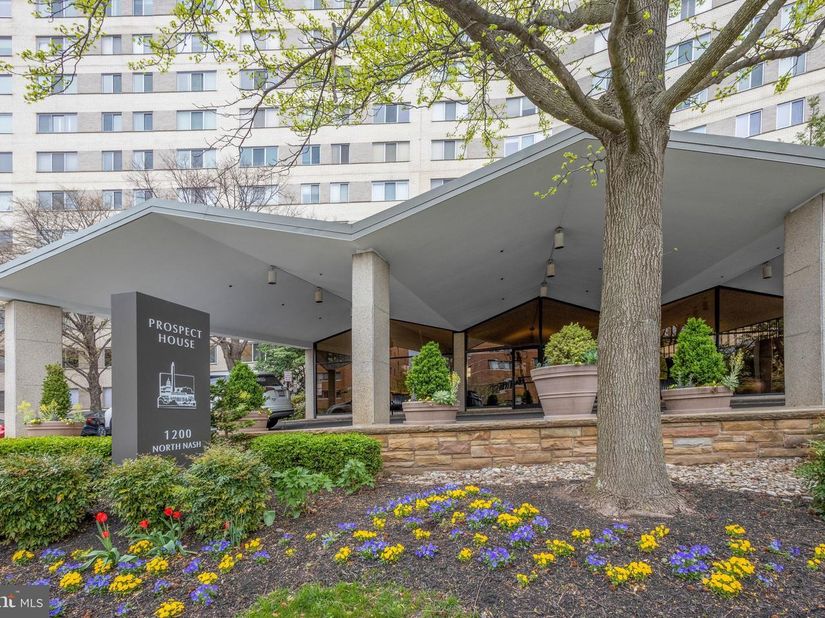 1200 N Nash Street 560, Arlington VA 22209