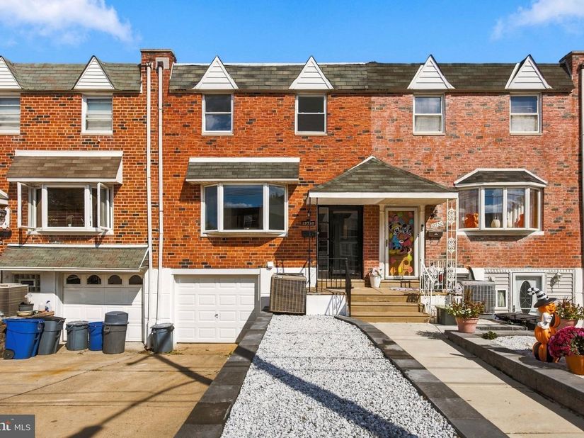 12728 Cabell Road, Philadelphia PA 19154