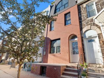 2423 Christian Street