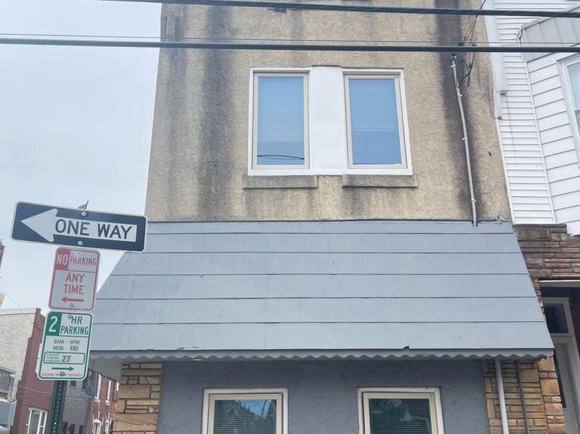 1528 W Porter Street, Philadelphia PA 19145