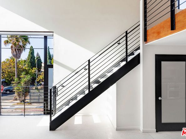 1113 ELECTRIC Avenue 1, Venice CA 90291