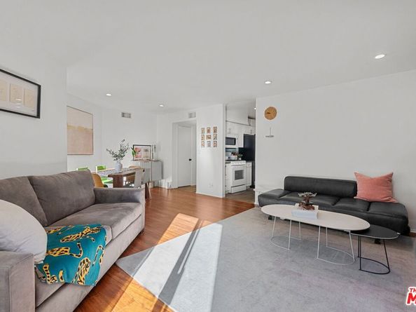 1940 N Highland Avenue 21, Los Angeles CA 90068