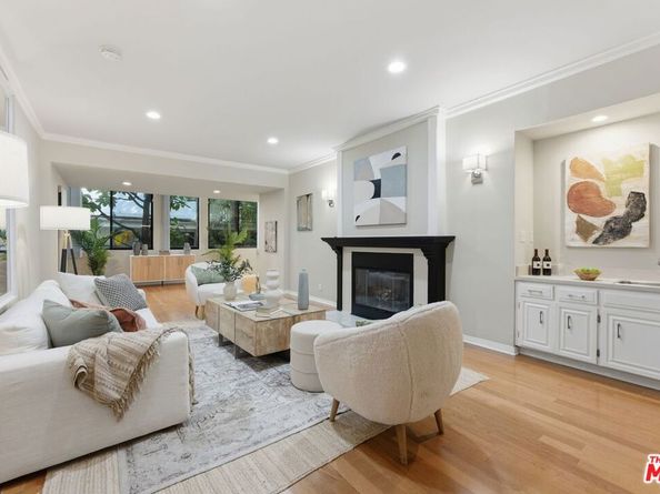 11939 GORHAM Avenue 103, Los Angeles CA 90049