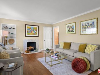 5464 Village Green