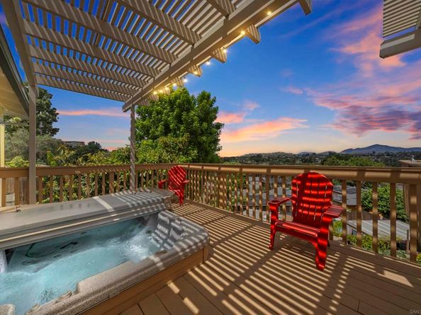 3975 Apore St, La Mesa CA 91941