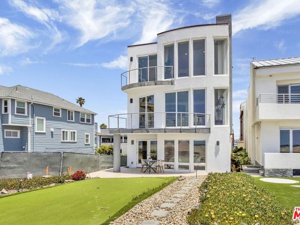 7019 E Seaside Walk, Long Beach CA 90803