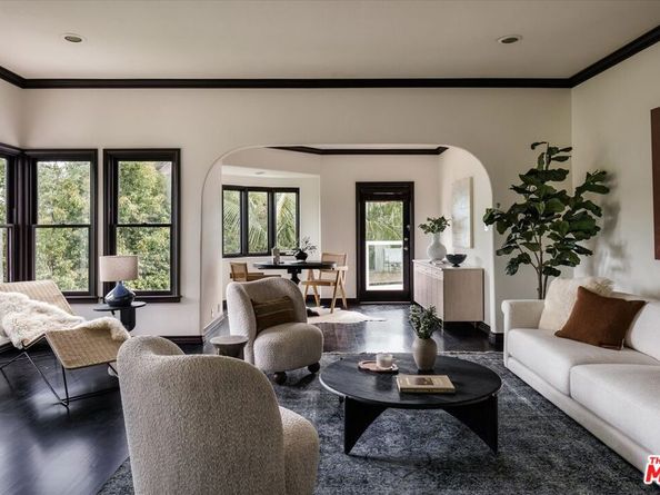 4189 Holly Knoll Drive, Los Angeles CA 90027