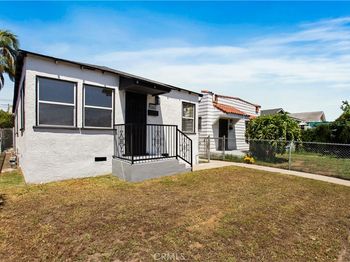 1547 W 60th Place