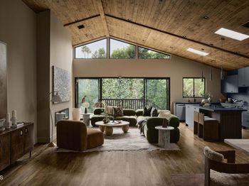 12406 La Maida Street