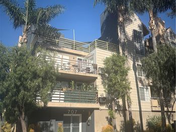 707 W 4th