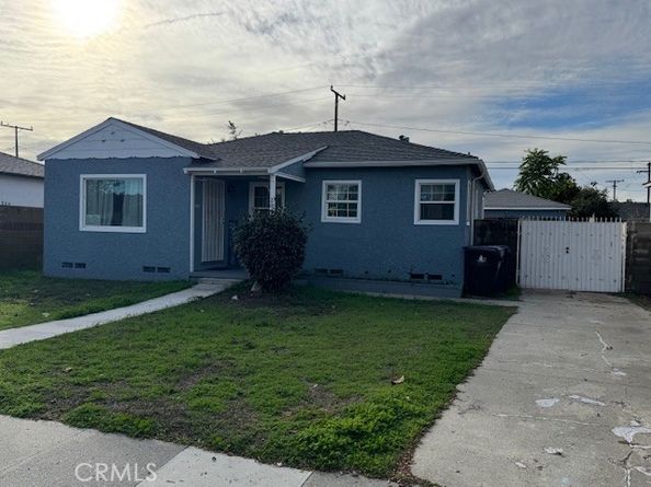 2941 Baltic, Long Beach CA 90810