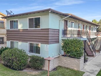 7336 Pickering Avenue