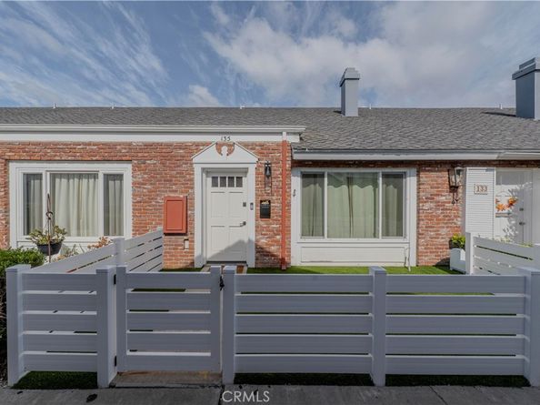 135 Morristown, Costa Mesa CA 92626