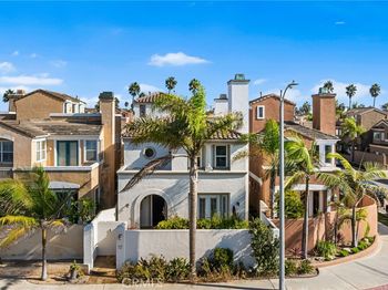 304 Goldenwest Street