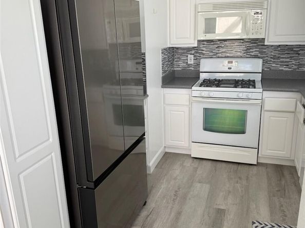 8565 Trinity 824D, Huntington Beach CA 92646