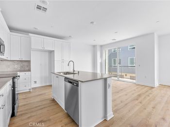 9423 1/2 N Sepulveda Blvd.