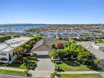 1727 Galatea Terrace