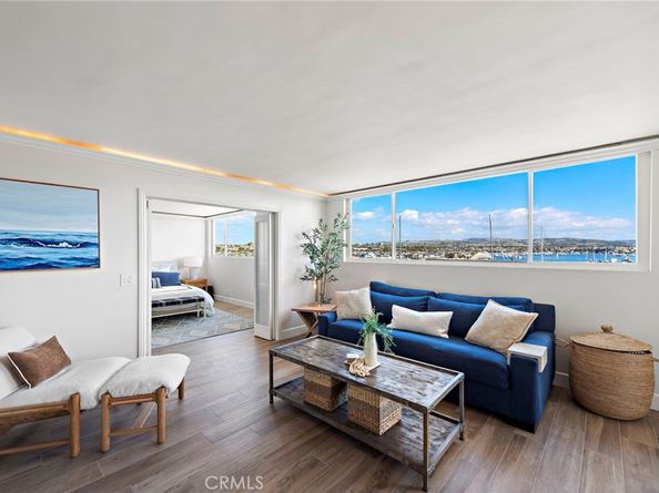 310 Fernando Street 303, Newport Beach CA 92661