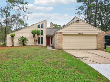 1602 Chestnut Ridge Road