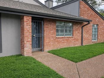 5815 Village Forest Court