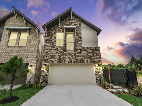 5612 Bertellis Lane, Houston TX 77091