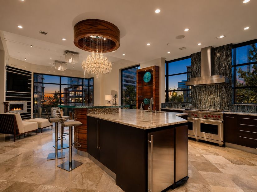 1 Waterway Court 4E, The Woodlands TX 77380