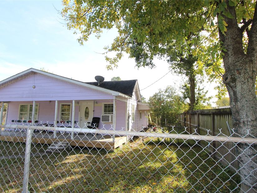 7614 West Street, Houston TX 77093