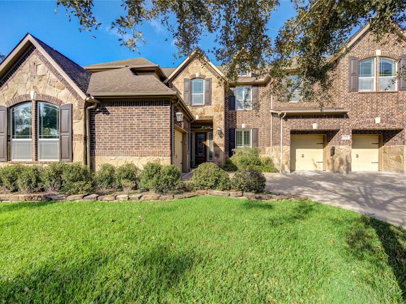 12454 Mooreknoll Lane, Houston TX 77024