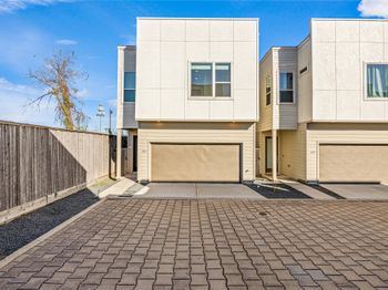 624 Thornton Oaks Lane