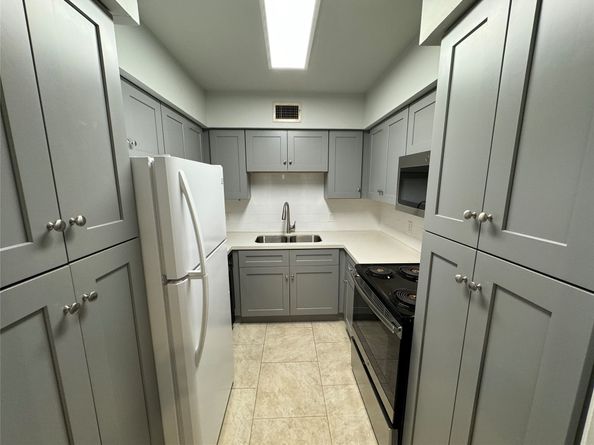 2600 Bellefontaine A14 Street A14, Houston TX 77025