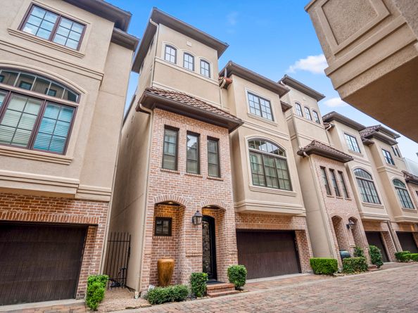 5023 La Branch Street, Houston TX 77004