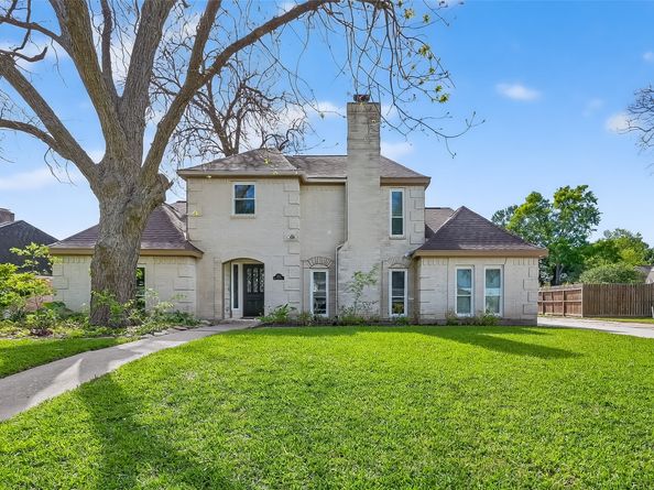 1214 Bittersweet Drive, Richmond TX 77406