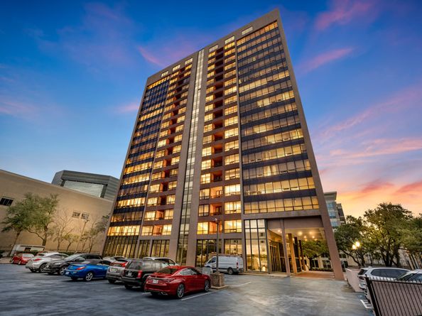 5150 Hidalgo Street 202, Houston TX 77056