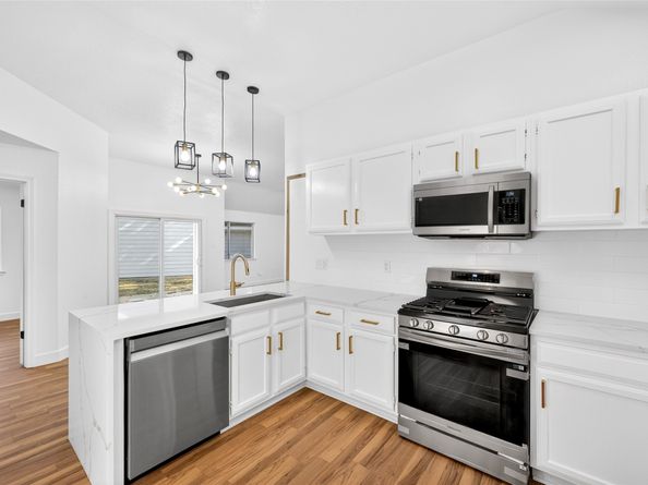 16110 Manor Point Drive, Houston TX 77095