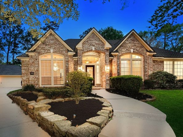 99 N Summer Cloud Drive, The Woodlands TX 77381