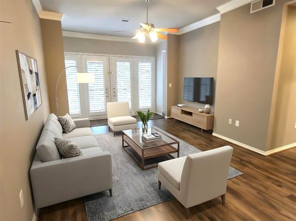 2400 Mccue Road 227, Houston TX 77056