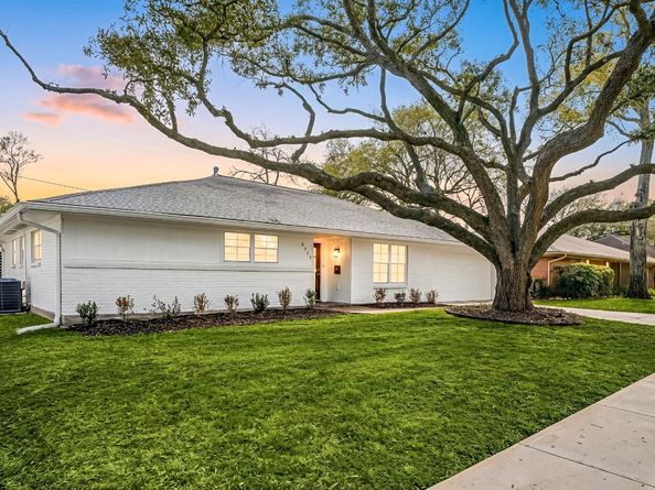 5719 Cerritos Drive, Houston TX 77035