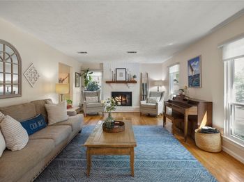 12224 Gun Oak Place