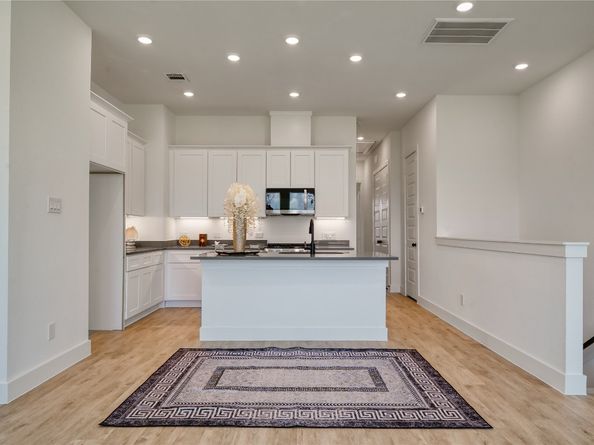 5324 Rue Street, Houston TX 77033