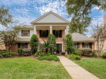 1935 S Cheyenne River Circle
