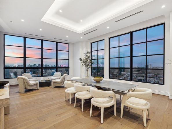 2323 San Felipe Street 1101, Houston TX 77019