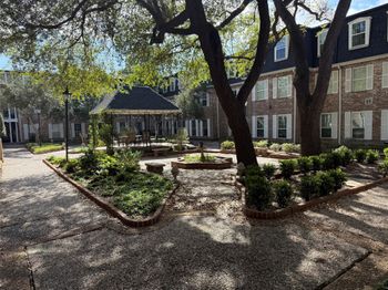 357 N Post Oak Lane