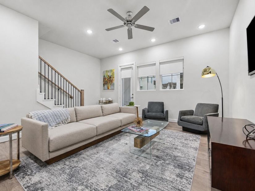 6342 Paddington Bend Drive, Houston TX 77008