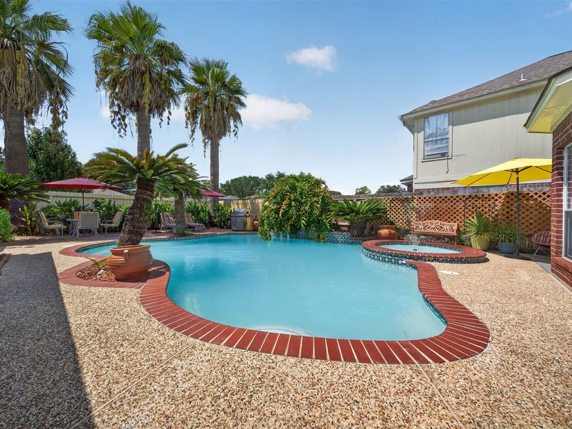 15323 Flemington Avenue, Houston TX 77084